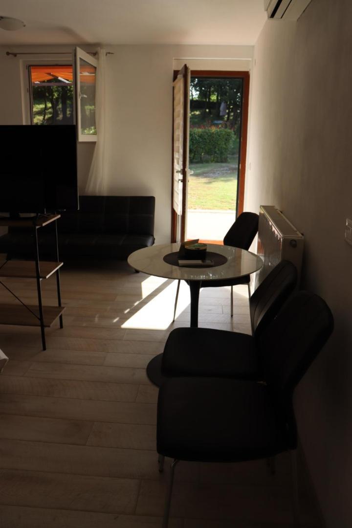Apartments Matelici Divšići 외부 사진