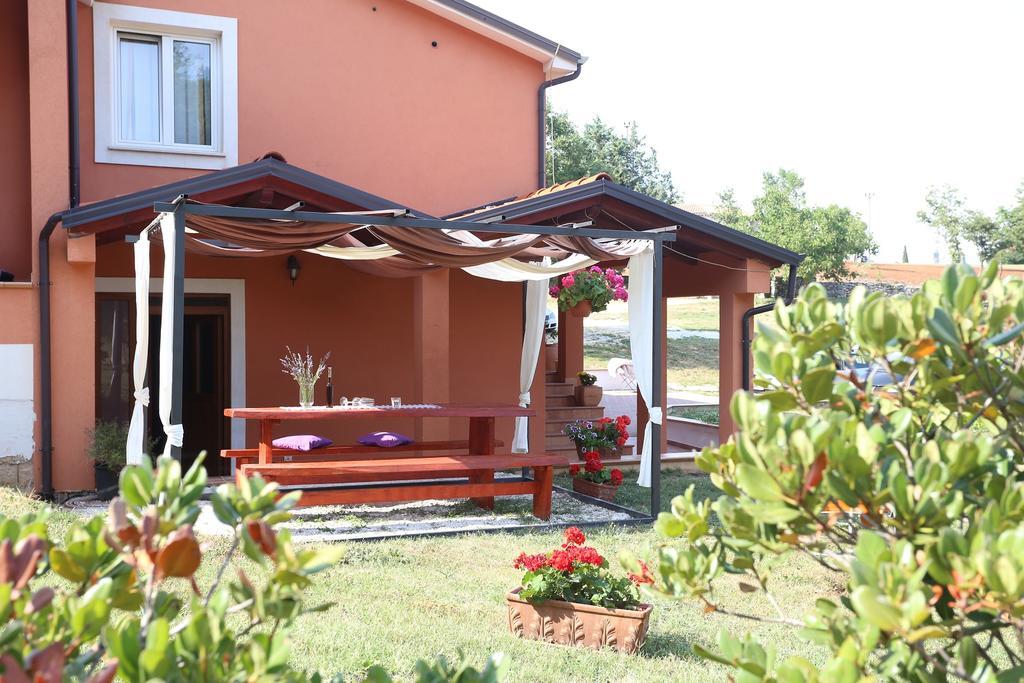 Apartments Matelici Divšići 외부 사진