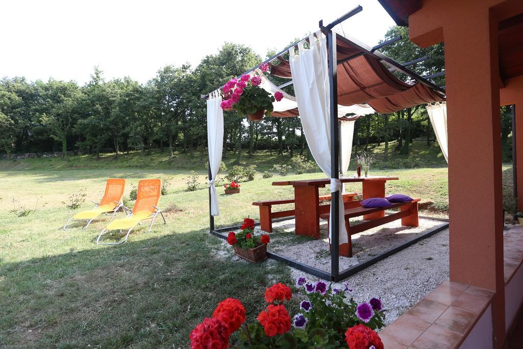 Apartments Matelici Divšići 외부 사진